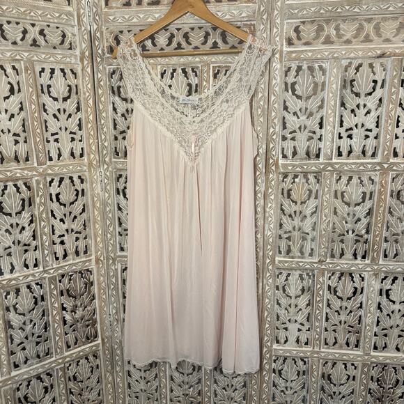 Vtg Miss Elaine Nightgown Women L Pink Lace Hollywood Silky Soft Dainty Feminine - Picture 1 of 9